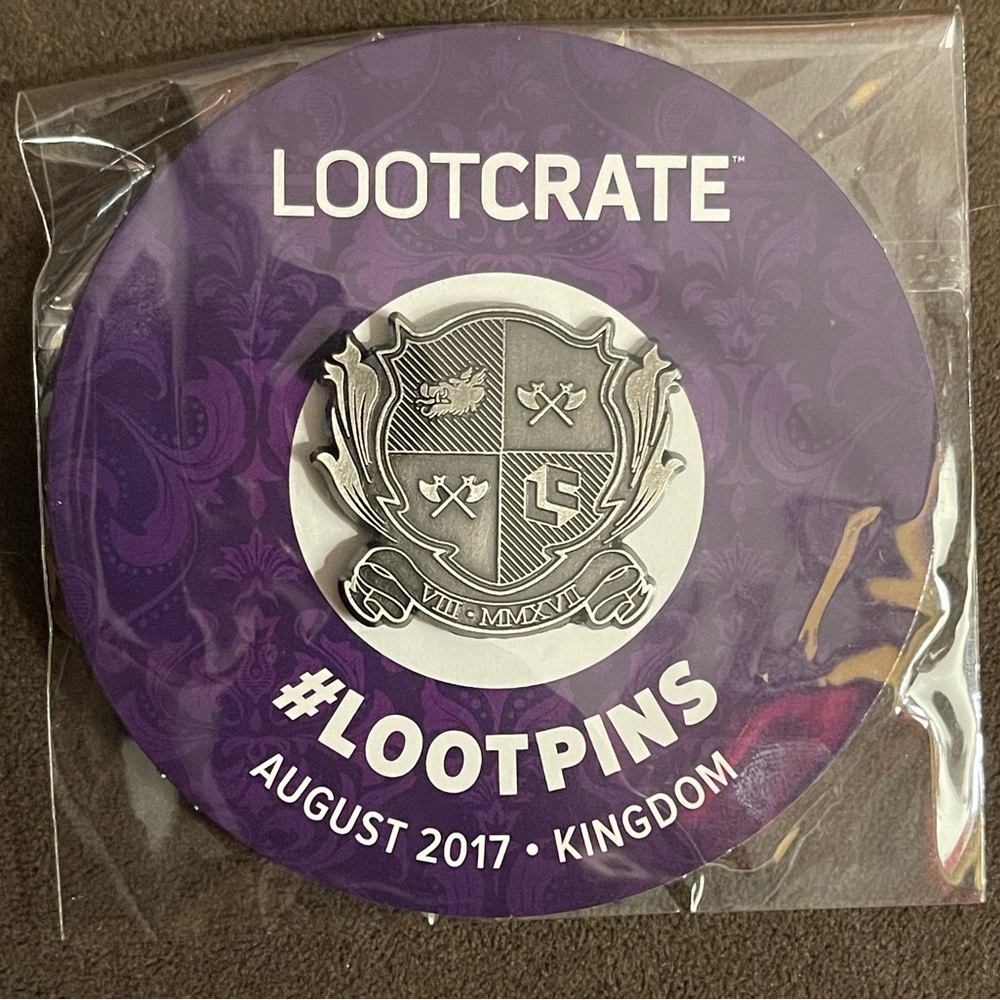 NIP - Aug 2017 Loot Crate Kingdoms Pin